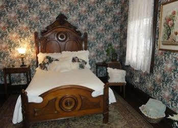 Corner George Inn Bed & Breakfast (Adults Only) Maeystown Exteriör bild